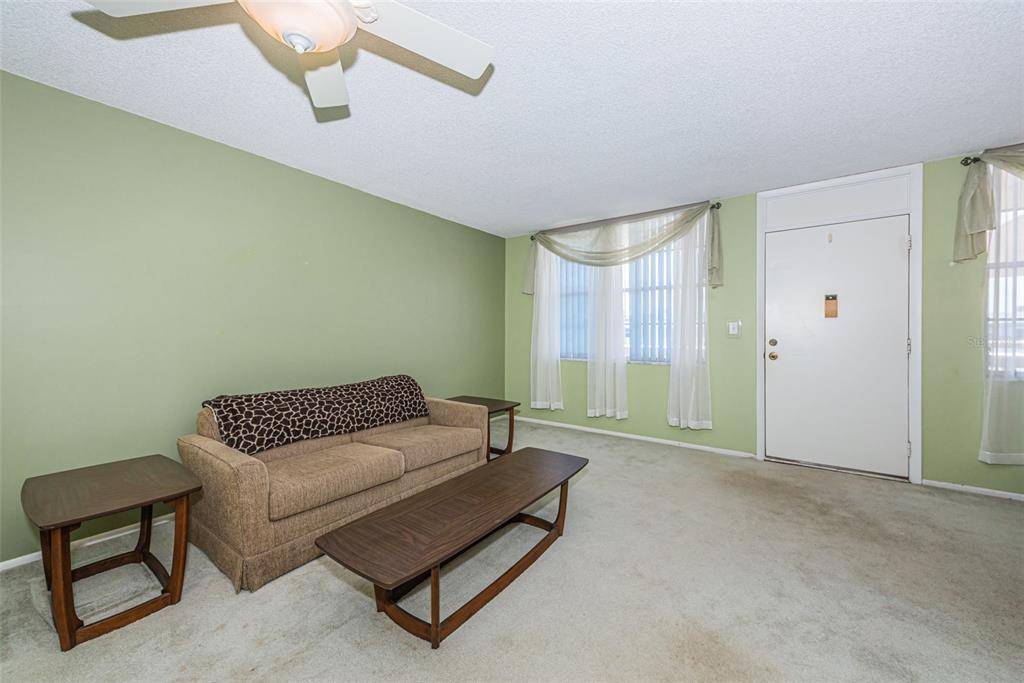 St Petersburg, FL 33703,4915 BAY ST NE #331