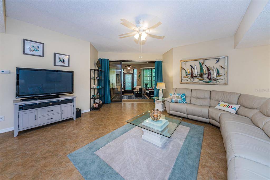 Palm Harbor, FL 34684,3028 RED OAK CT #103