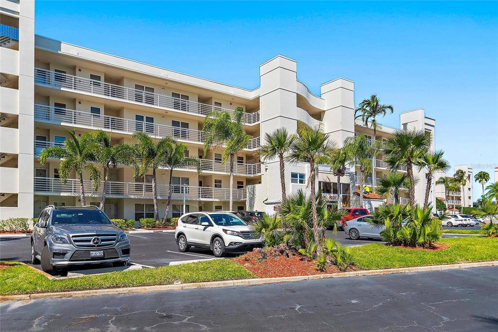 St Petersburg, FL 33715,6021 BAHIA DEL MAR CIR #340