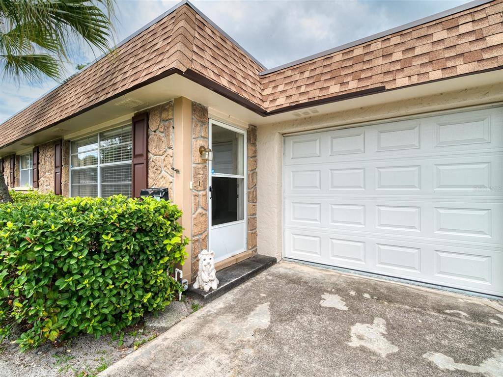 Largo, FL 33771,402 MINDY DR #402