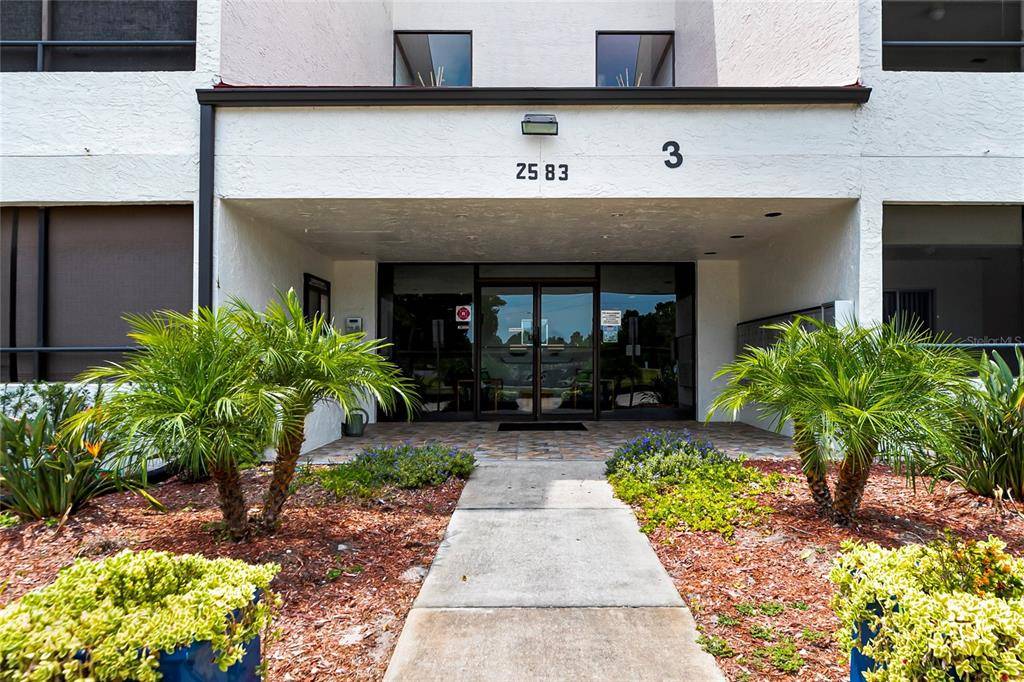 Clearwater, FL 33761,2583 COUNTRYSIDE BLVD #3202