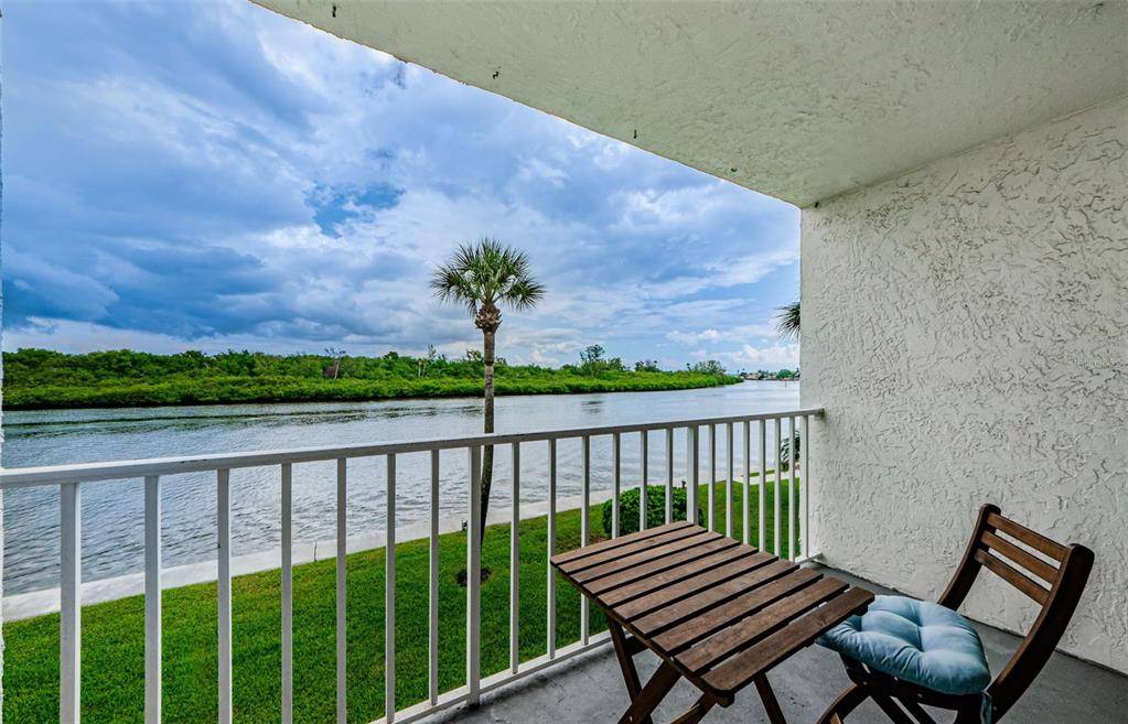 Redington Shores, FL 33708,18325 GULF BLVD #207