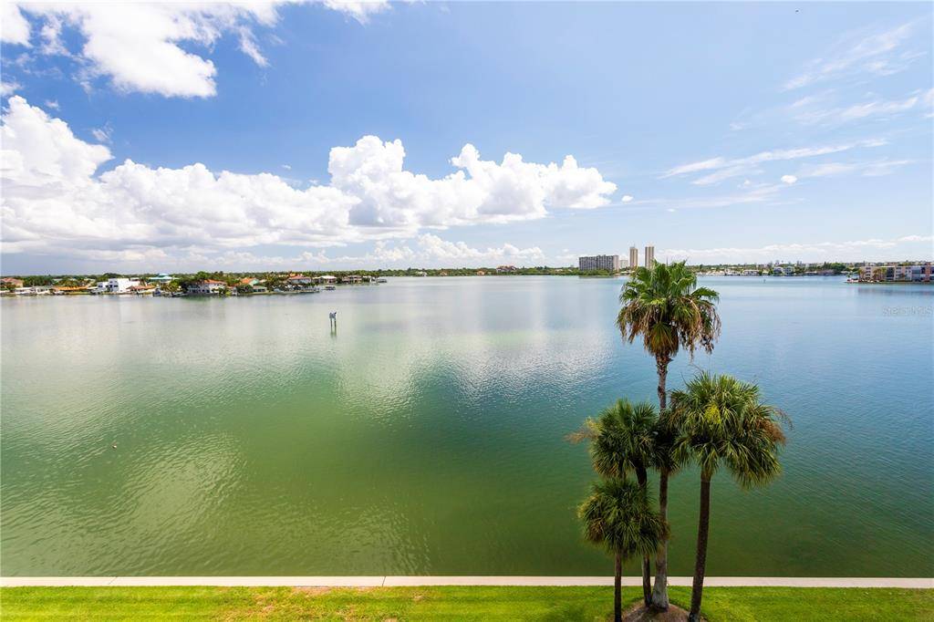 St Pete Beach, FL 33707,8041 SAILBOAT KEY BLVD S #404