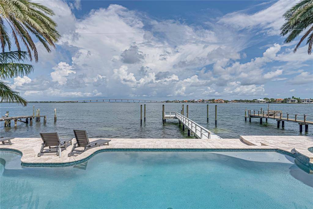 St Pete Beach, FL 33706,2471 E VINA DEL MAR BLVD