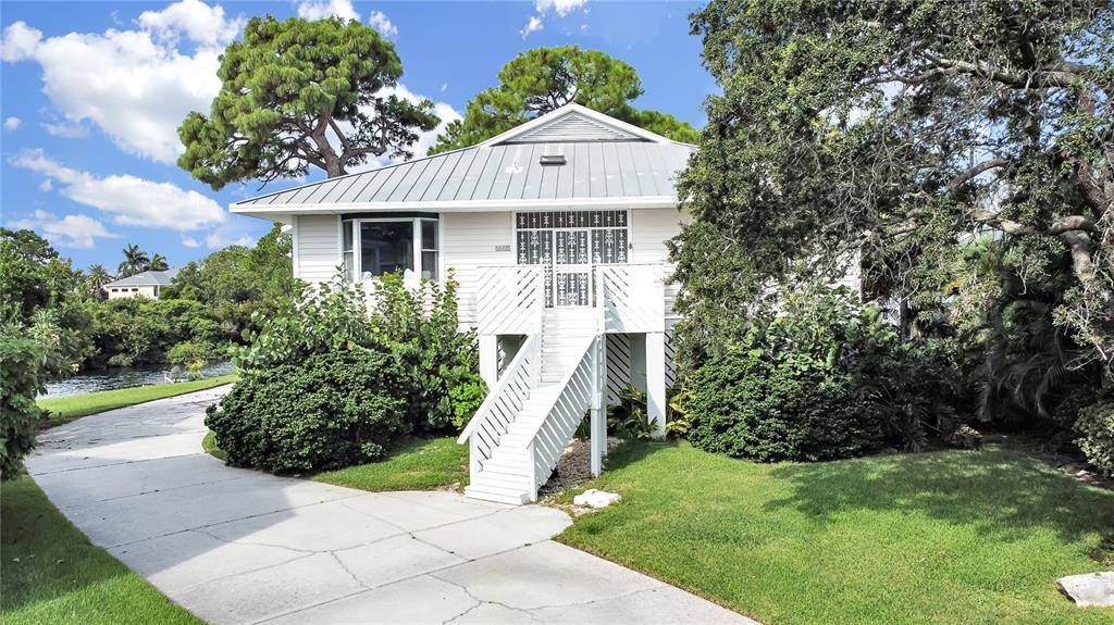 Tarpon Springs, FL 34689,2102 KETCH CT