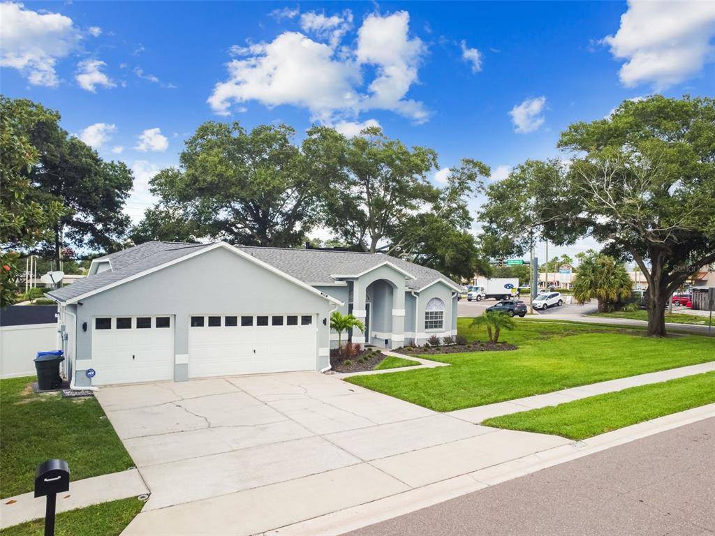 Dunedin, FL 34698,2098 BELLHURST DR