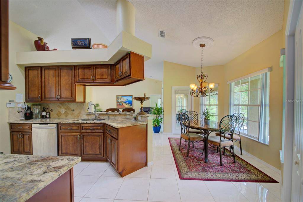 Weeki Wachee, FL 34613,9039 MAVIS RD