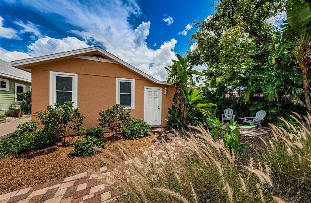 Dunedin, FL 34698,451 DOUGLAS AVE