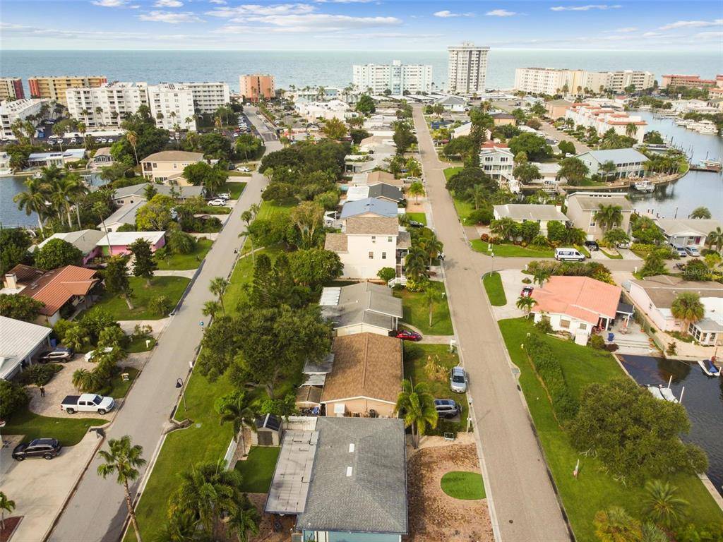 Redington Shores, FL 33708,229 174TH AVE E