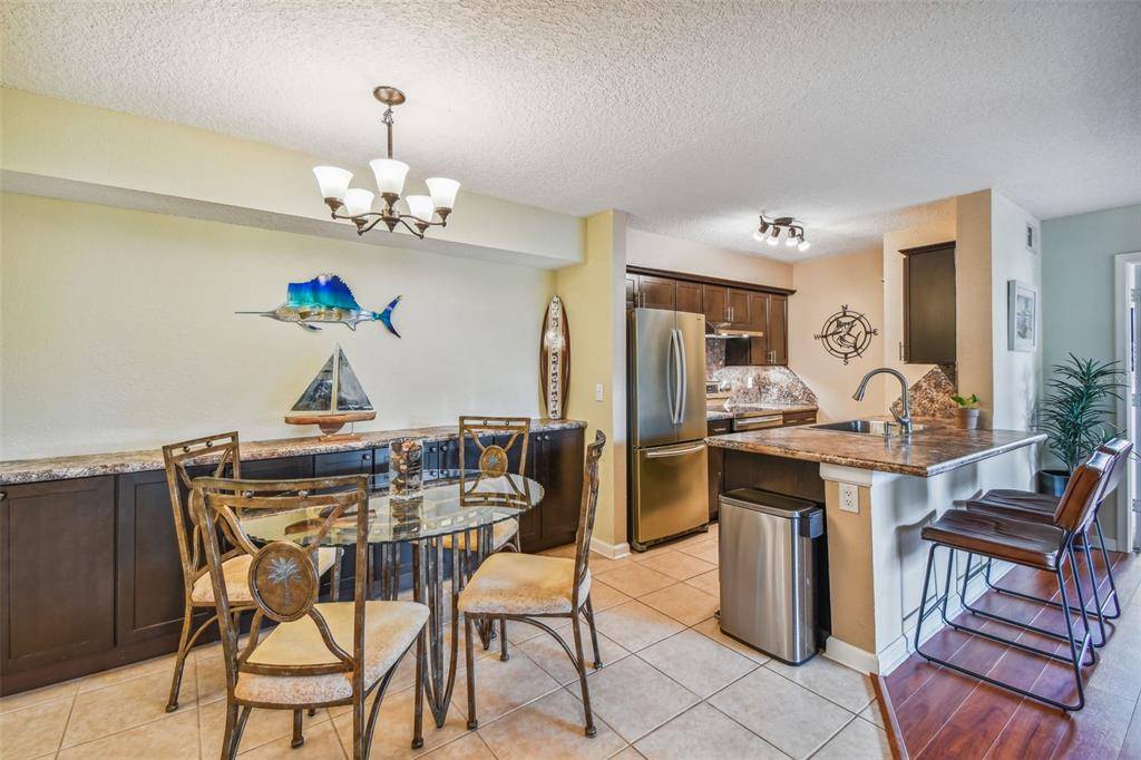 Dunedin, FL 34698,2085 HUNTERS GLEN DR #213