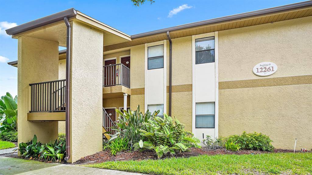 Largo, FL 33773,12261 SAILWINDS DR #202