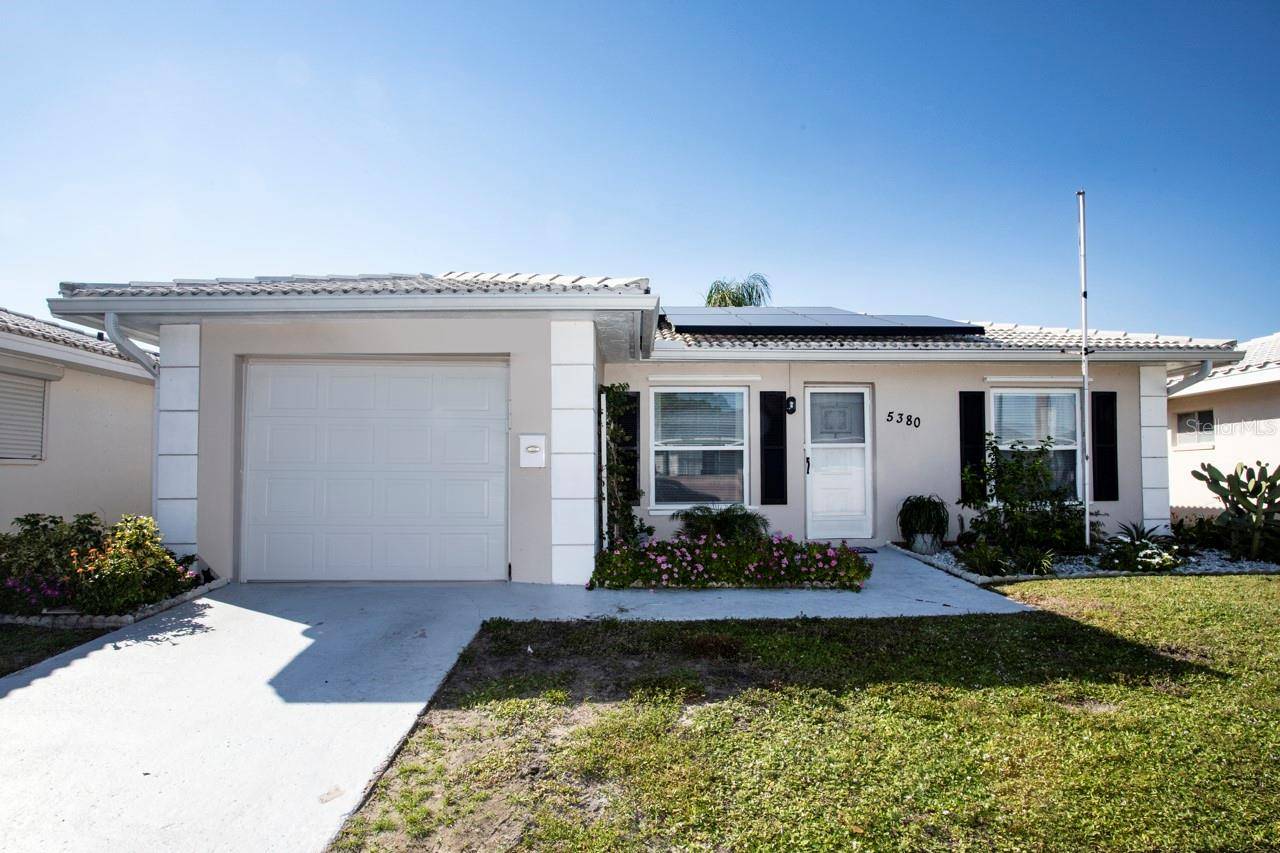 Pinellas Park, FL 33782,5380 ACACIA TRL N #5