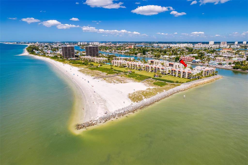 Treasure Island, FL 33706,7435 BAYSHORE DR #306