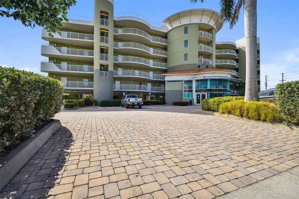 Treasure Island, FL 33706,11605 GULF BLVD #208