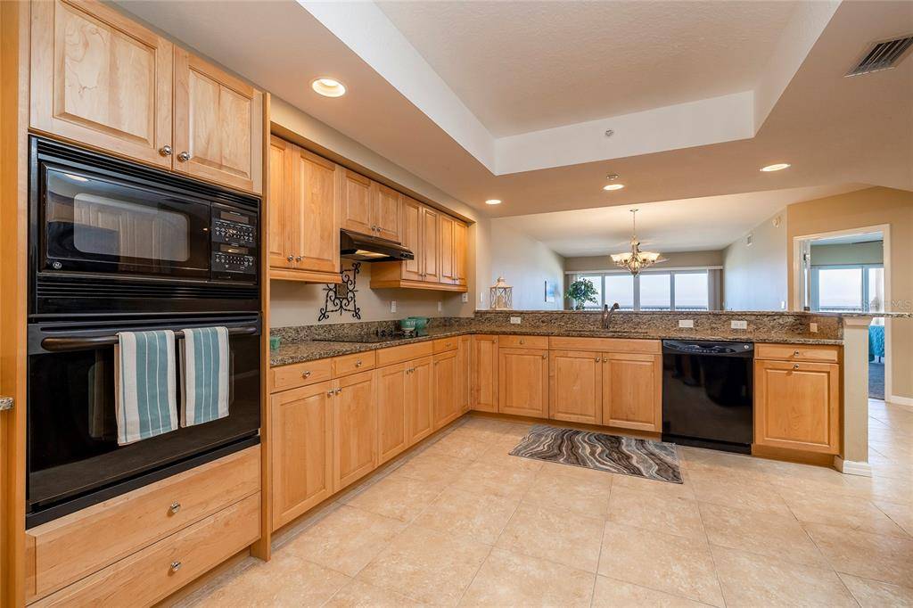 Redington Shores, FL 33708,17720 GULF BLVD #A602