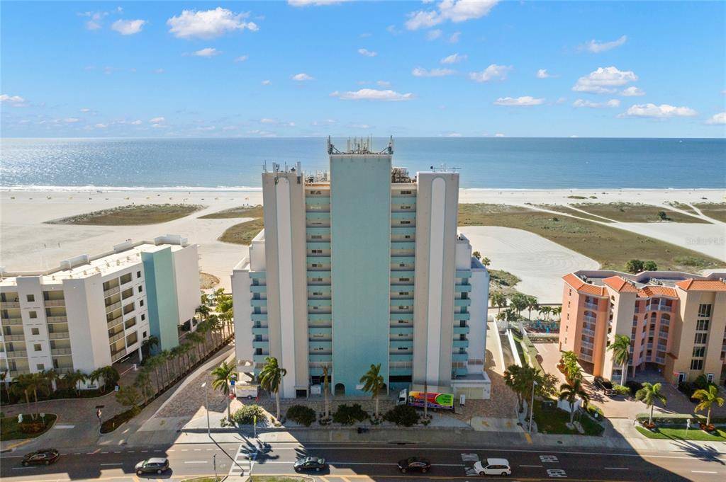 Treasure Island, FL 33706,11000 GULF BLVD #305