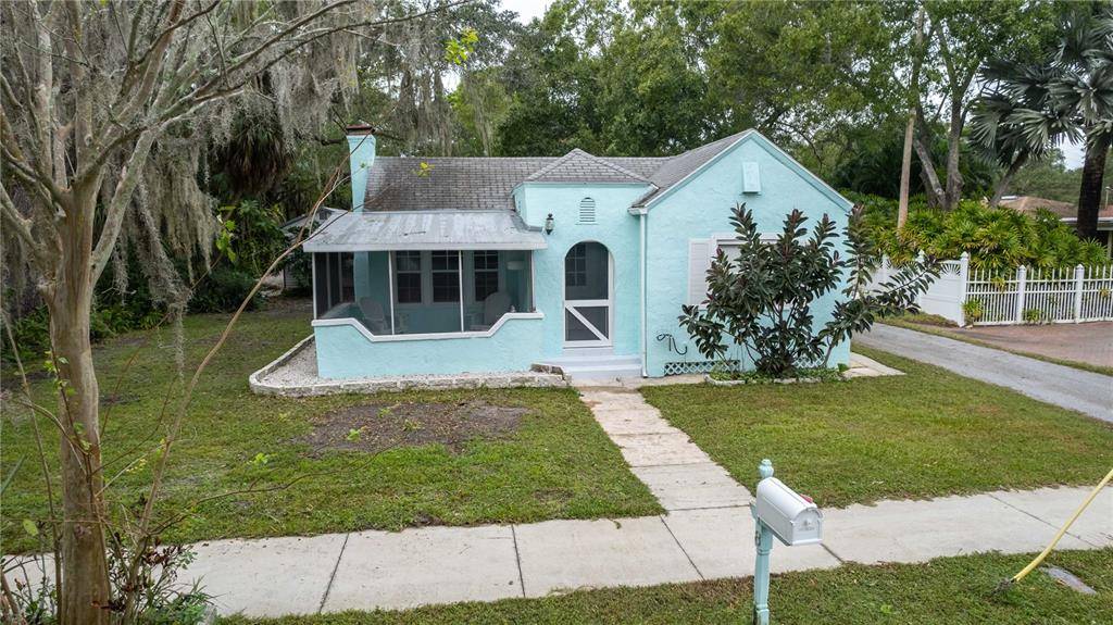 Tarpon Springs, FL 34689,218 BATH ST