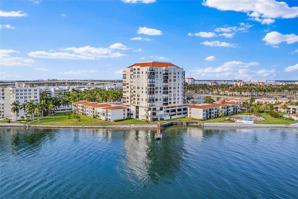 St Petersburg, FL 33715,6287 BAHIA DEL MAR CIR #1102