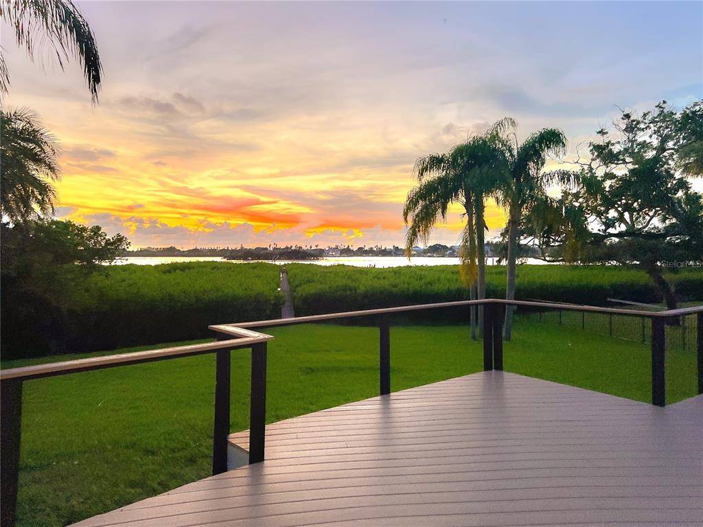 Largo, FL 33774,12804 HARBORWOOD DR