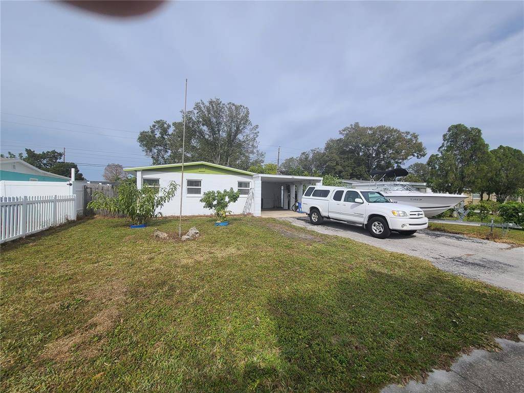 Pinellas Park, FL 33781,5851 85TH TER N