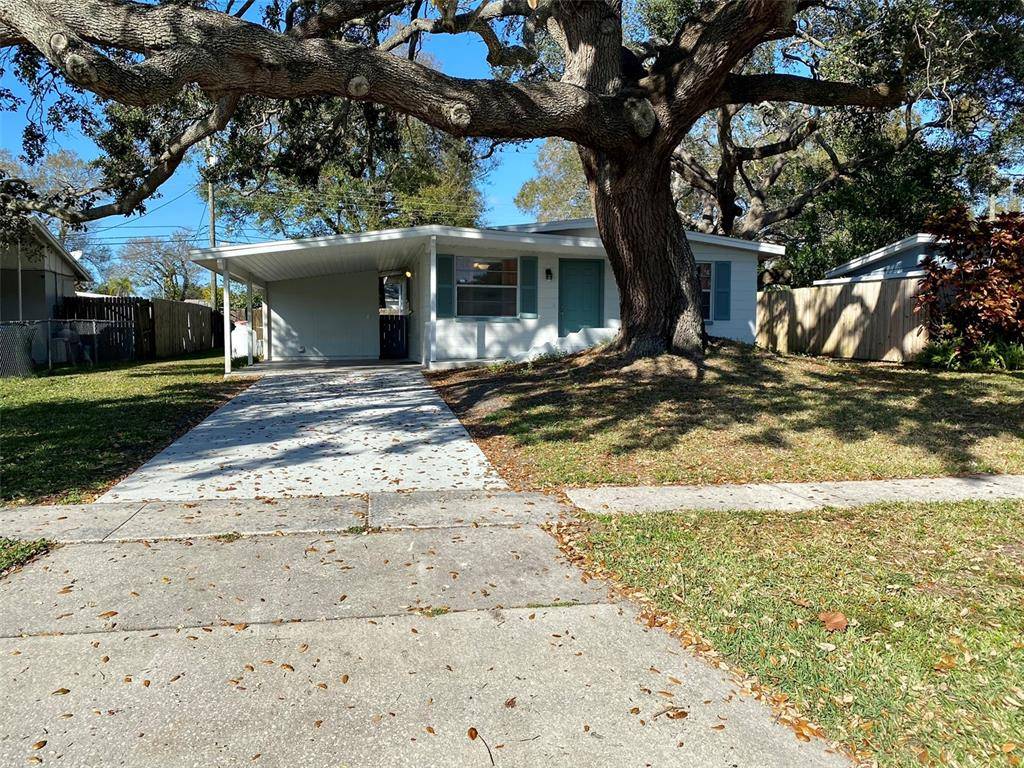 Largo, FL 33773,9027 DREAM WAY