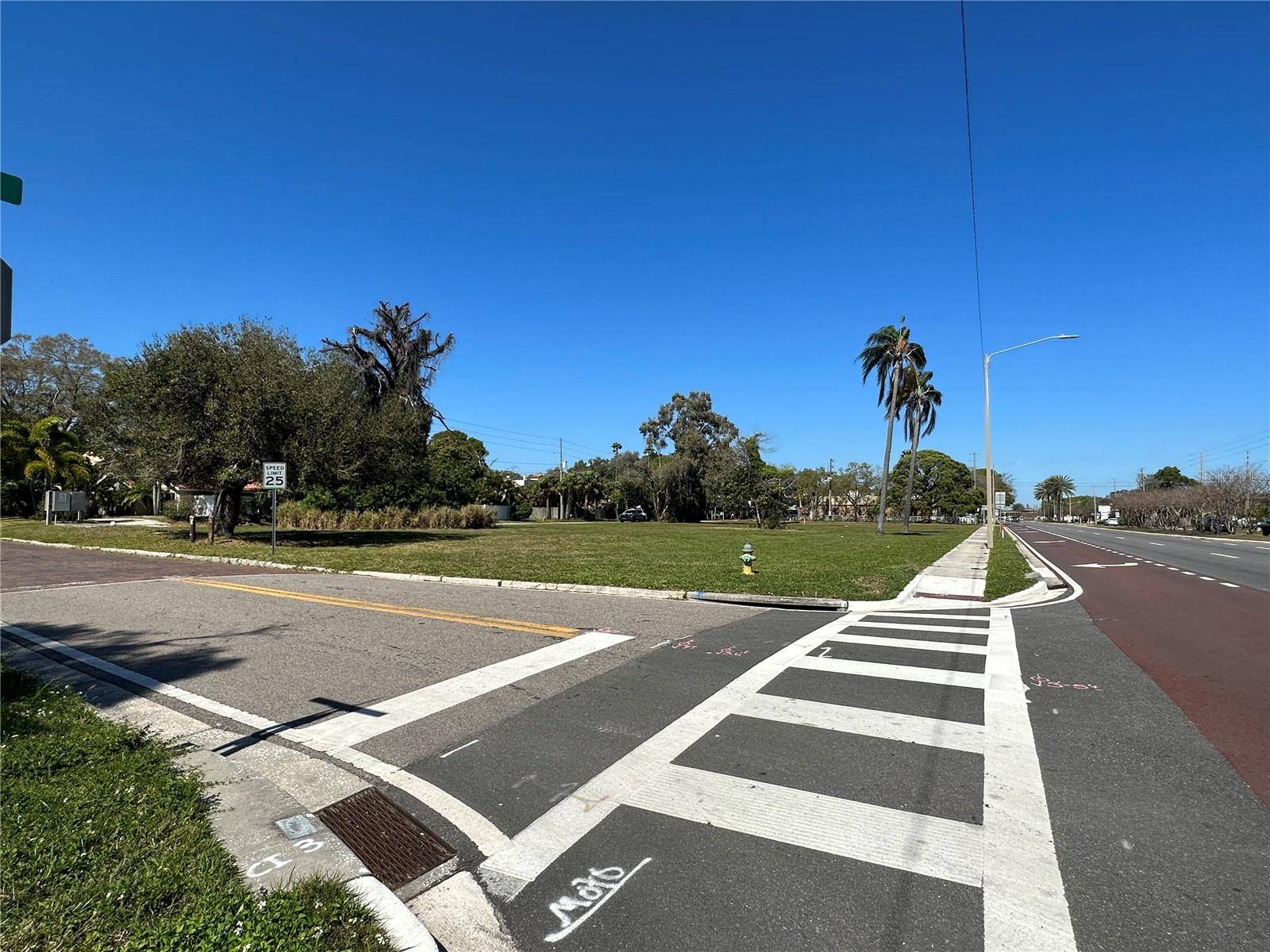 St Petersburg, FL 33707,PASADENA AVE S