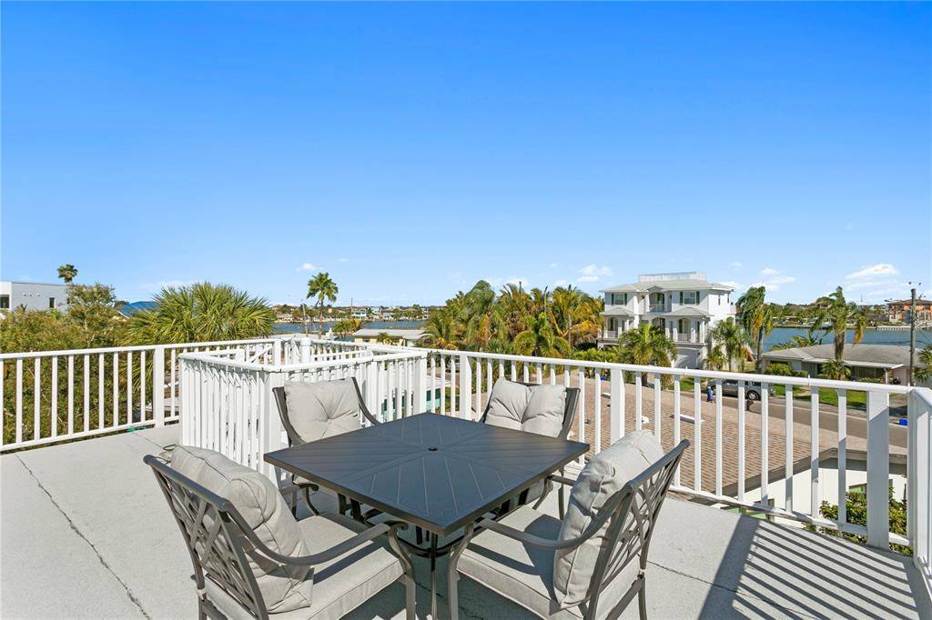 Redington Beach, FL 33708,16022 REDINGTON DR