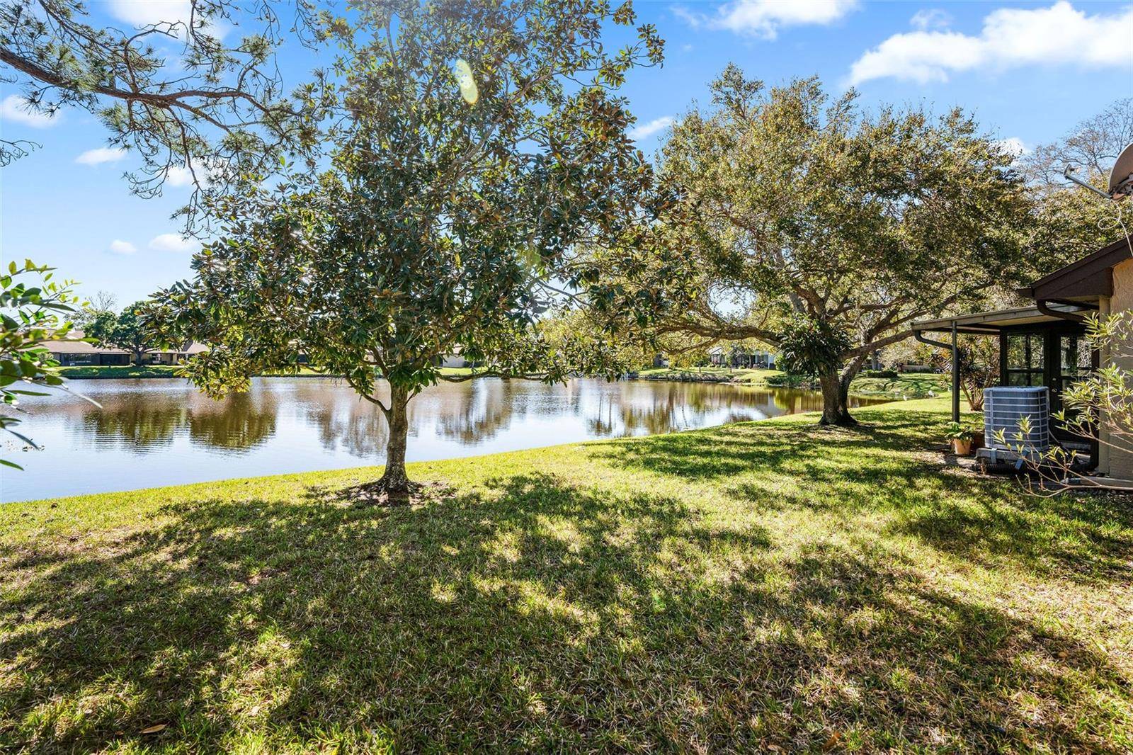 Largo, FL 33773,9904 LAKE SEMINOLE DR E