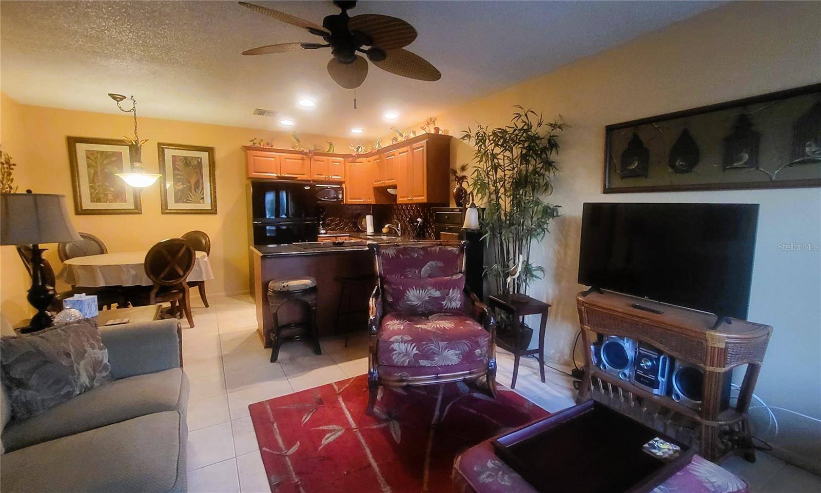 Holiday, FL 34691,4331 TAHITIAN GARDENS CIR #F