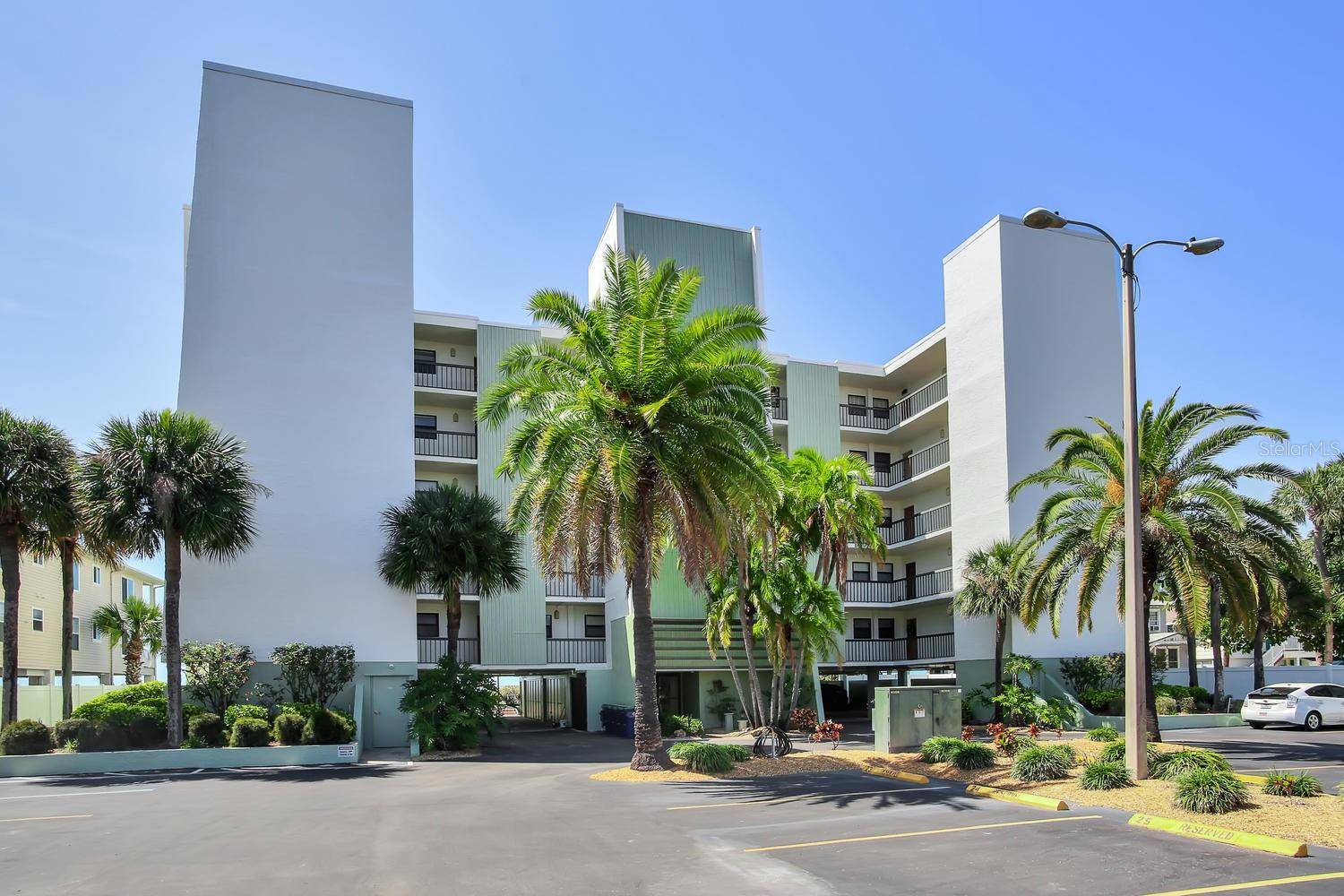 Indian Rocks Beach, FL 33785,506 GULF BLVD #401