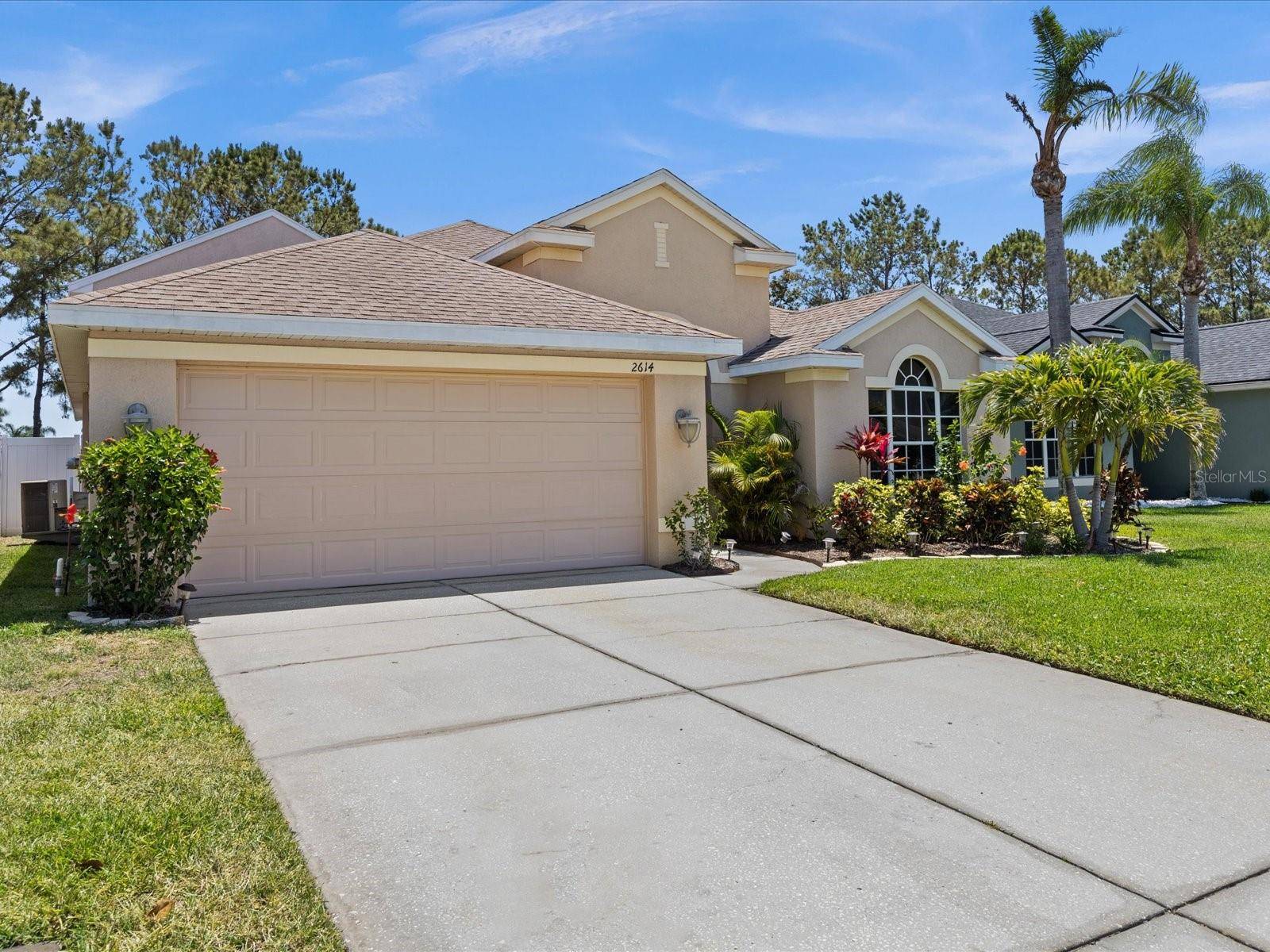 Holiday, FL 34691,2614 HAWK ROOST CT