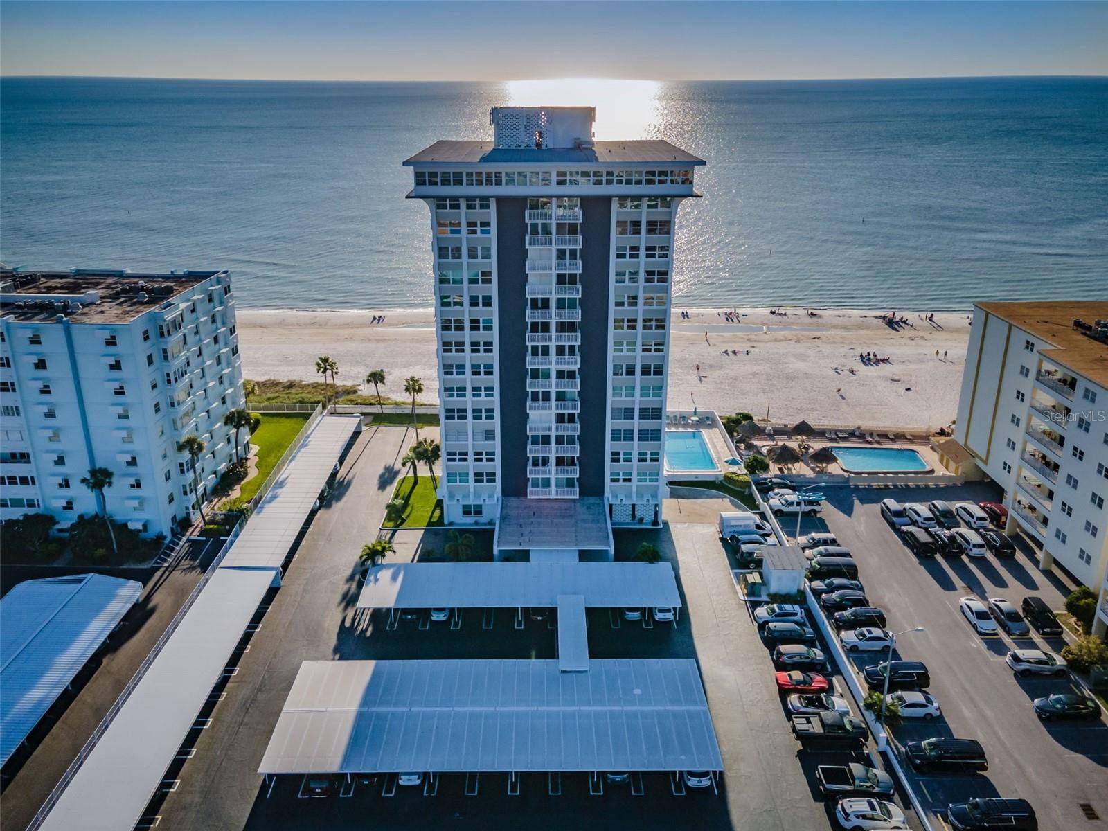 Redington Shores, FL 33708,17408 GULF BLVD #304