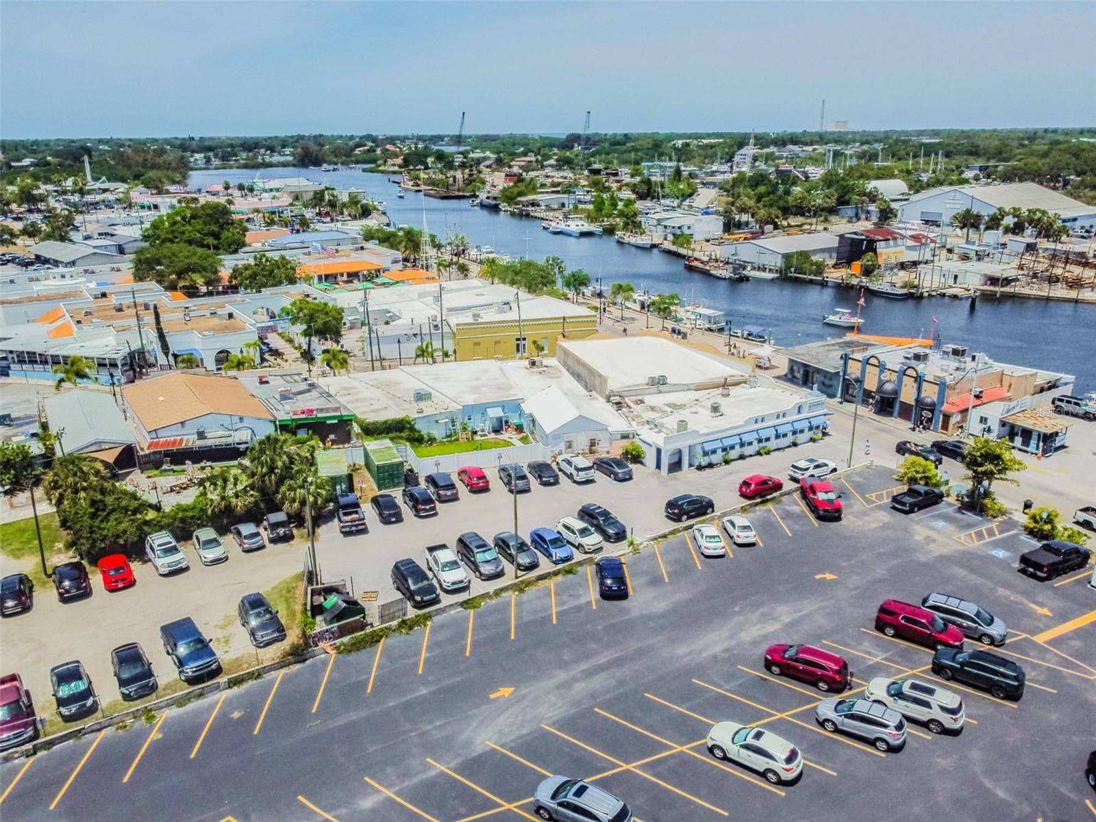 Tarpon Springs, FL 34689,00 ATHENS