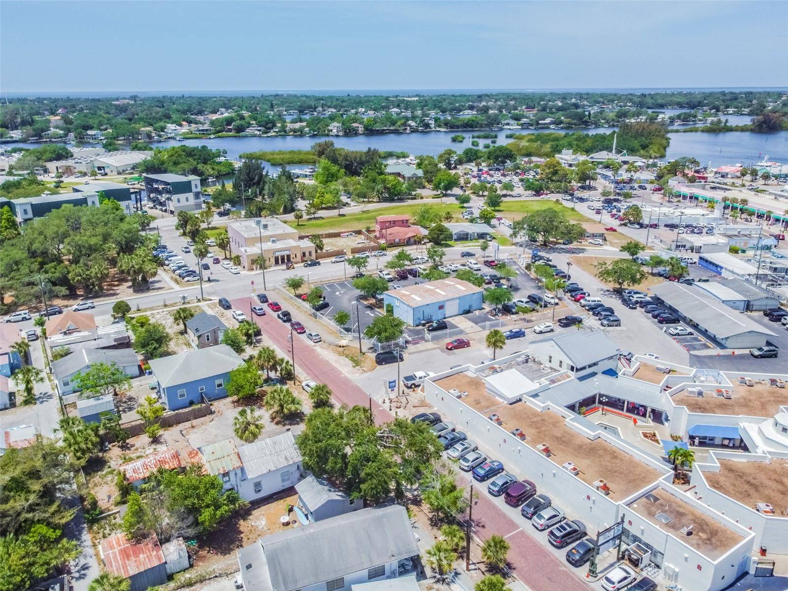 Tarpon Springs, FL 34689,00 ATHENS