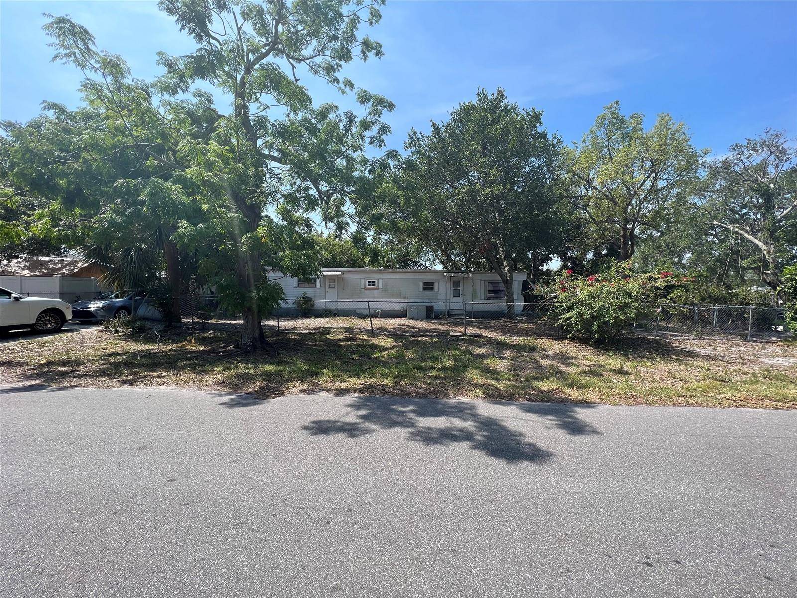 Dunedin, FL 34698,331 ARCHIMEDES ST