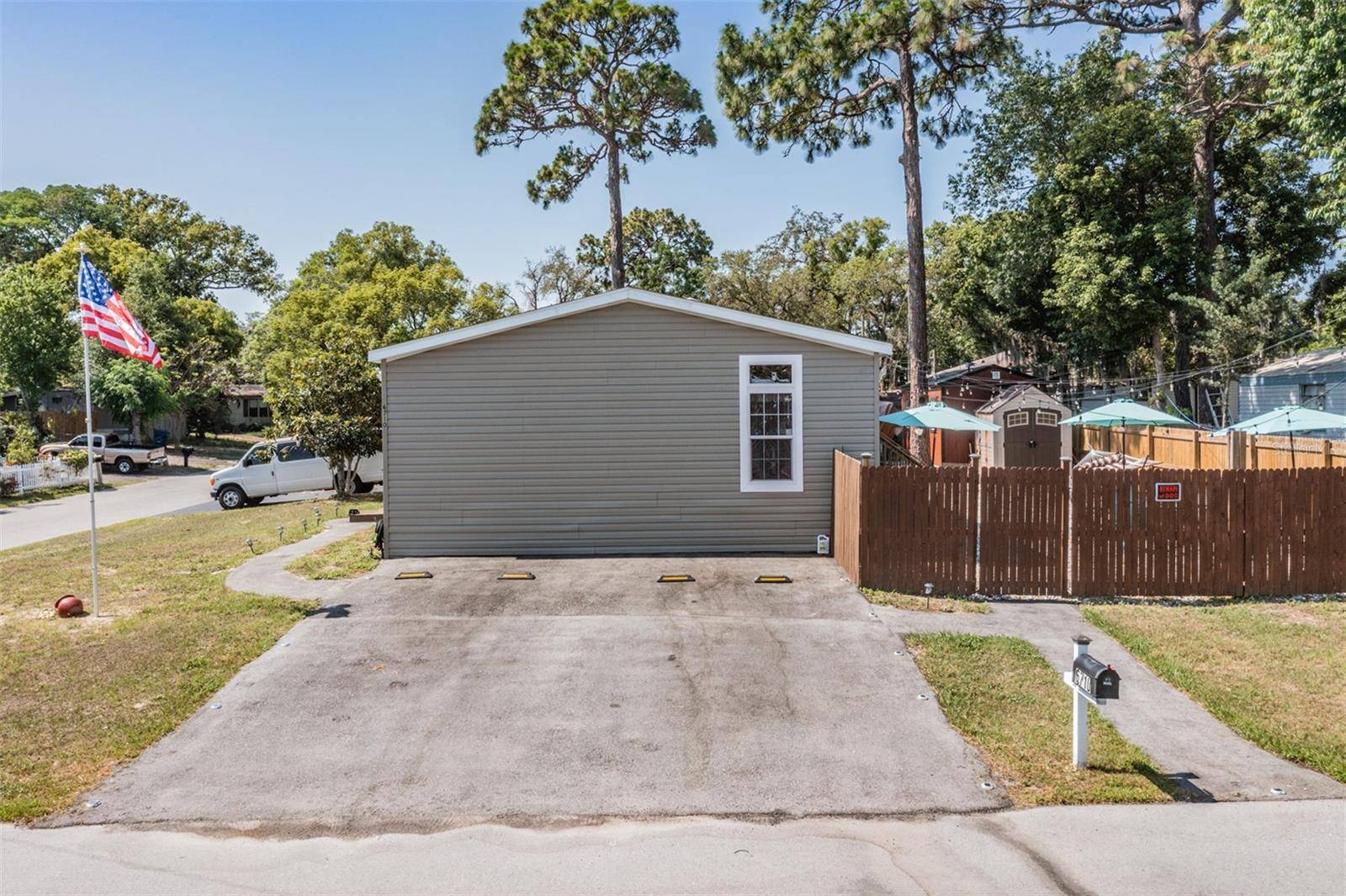 New Port Richey, FL 34653,6710 CHAR LN