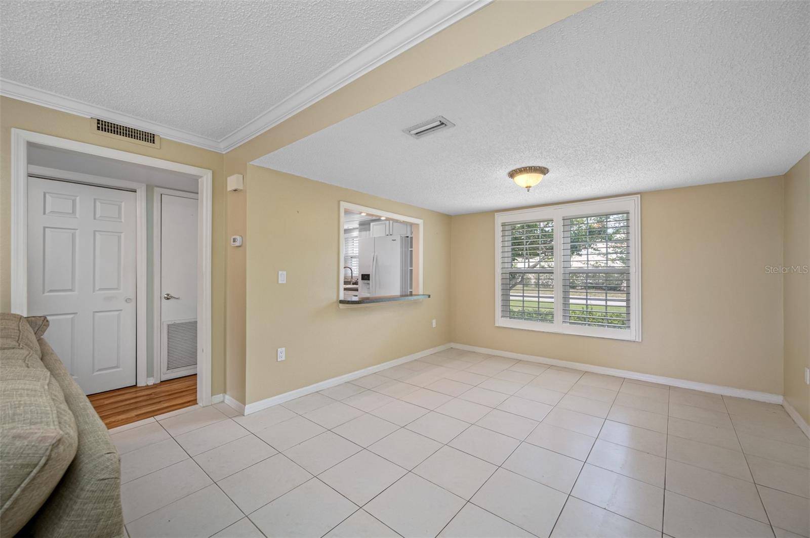 Clearwater, FL 33762,2453 EGRET BLVD #102