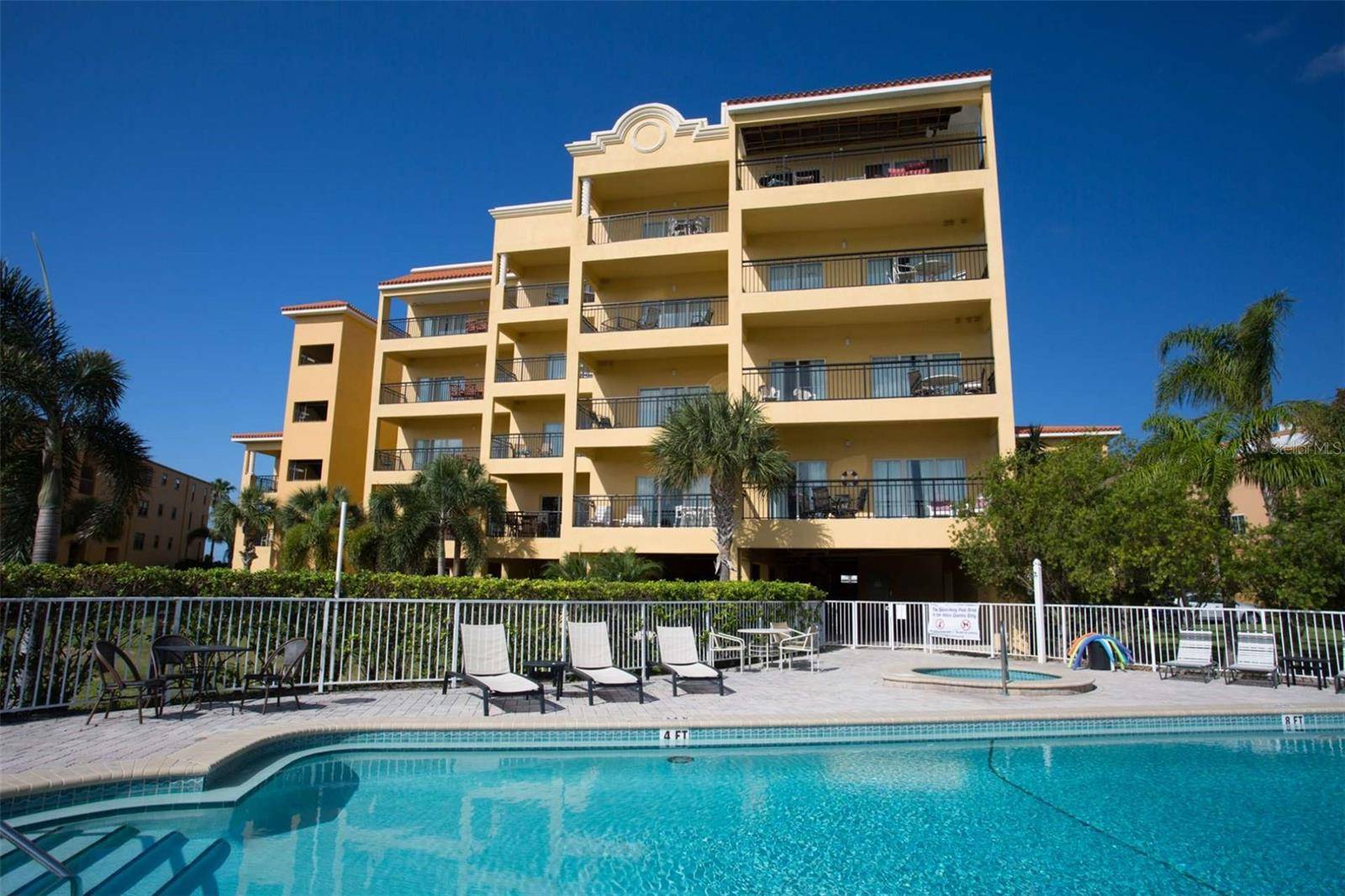 Treasure Island, FL 33706,10315 GULF BLVD #210