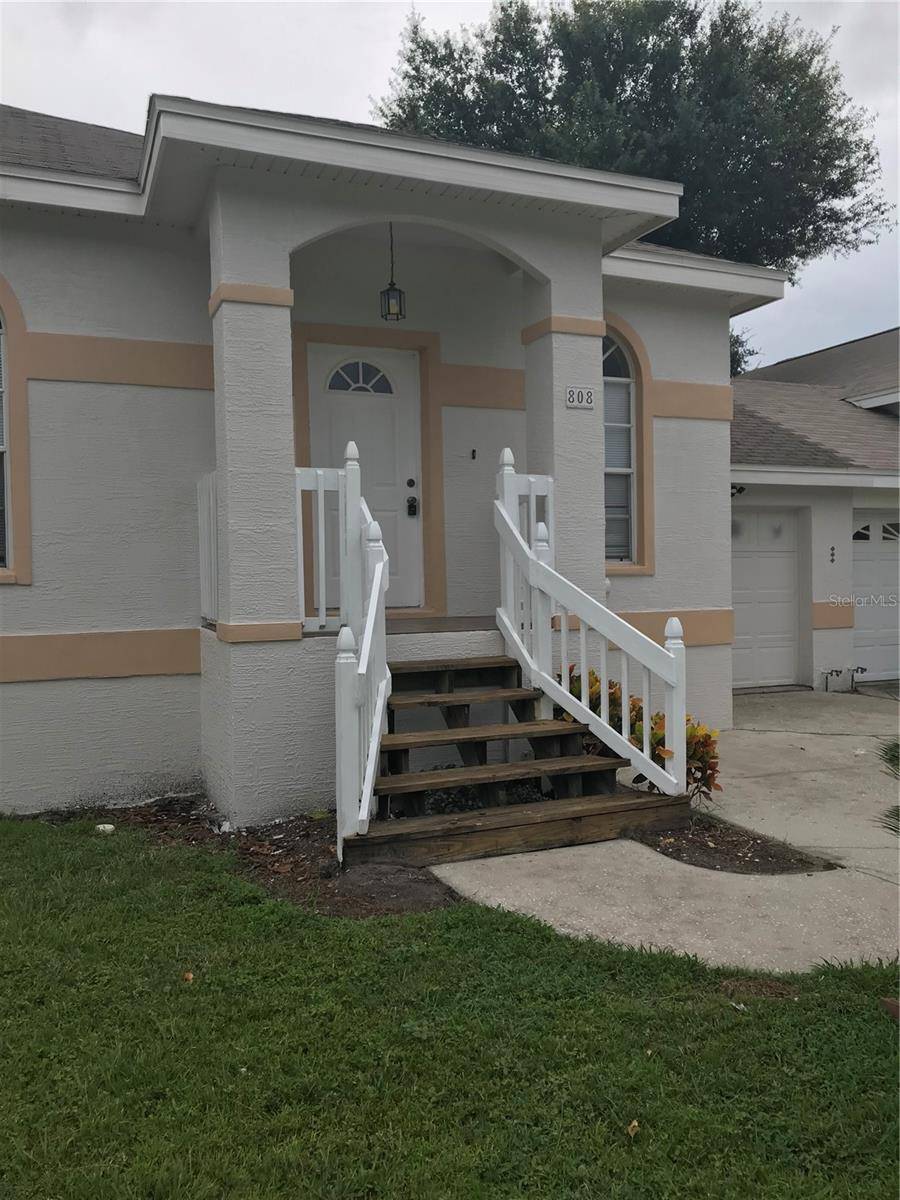 Oldsmar, FL 34677,808 SAINT PETERSBURG DR W