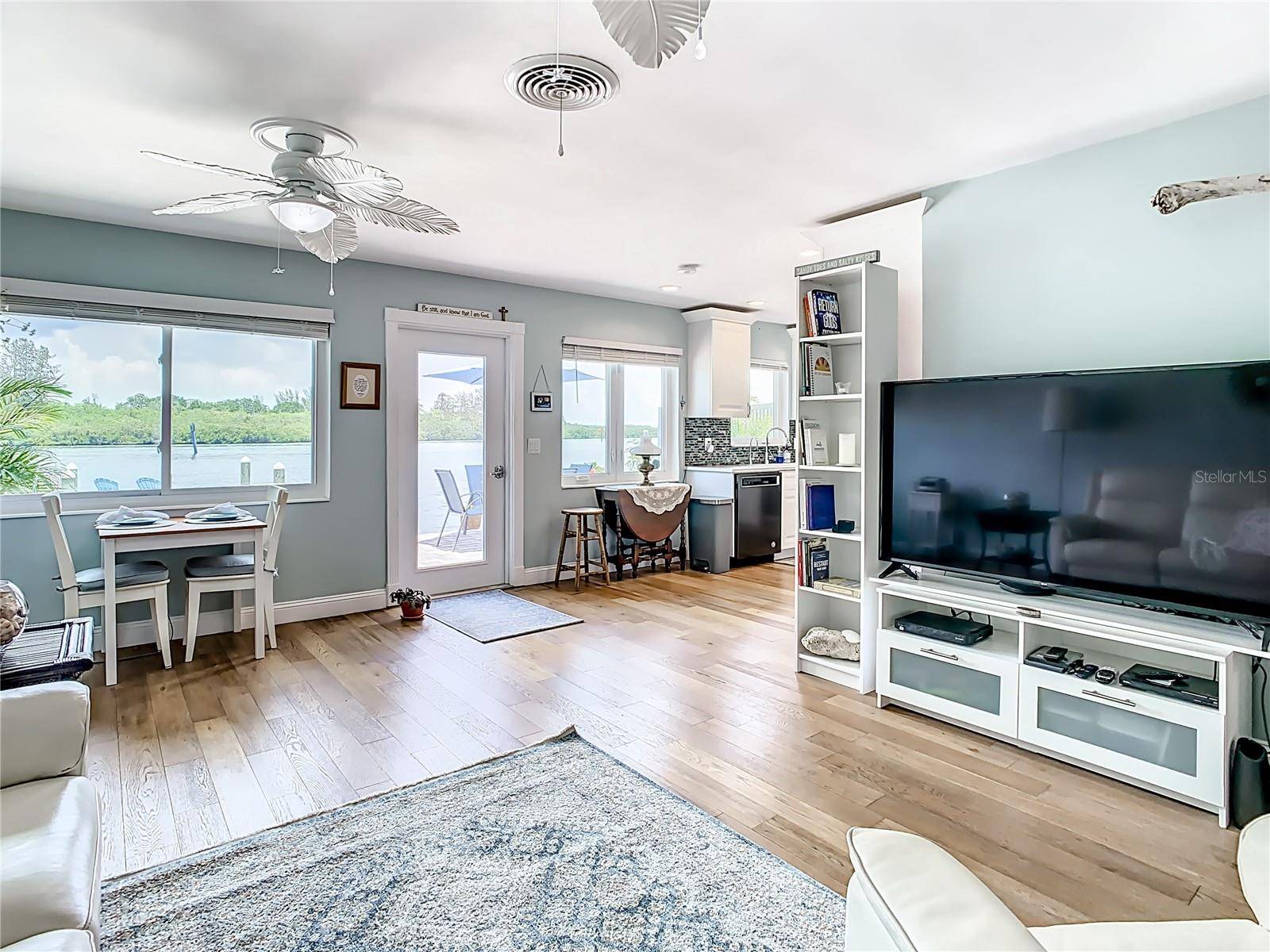 Redington Shores, FL 33708,18215 GULF BLVD