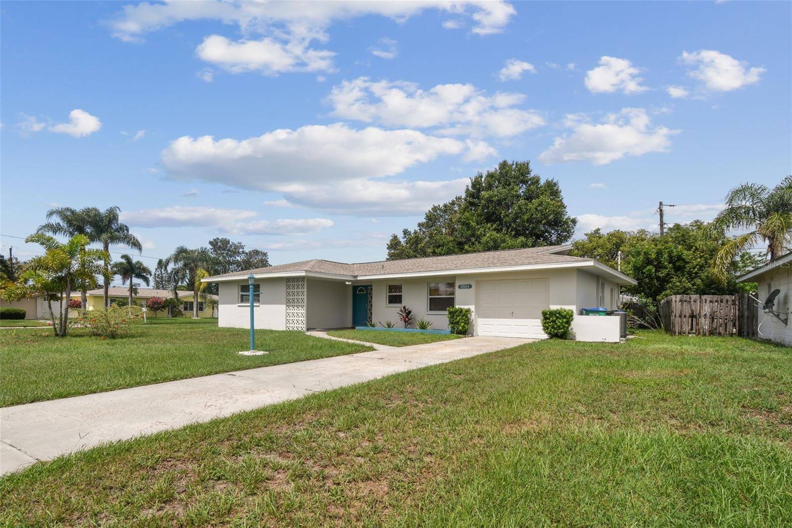 Seminole, FL 33772,8804 110TH ST