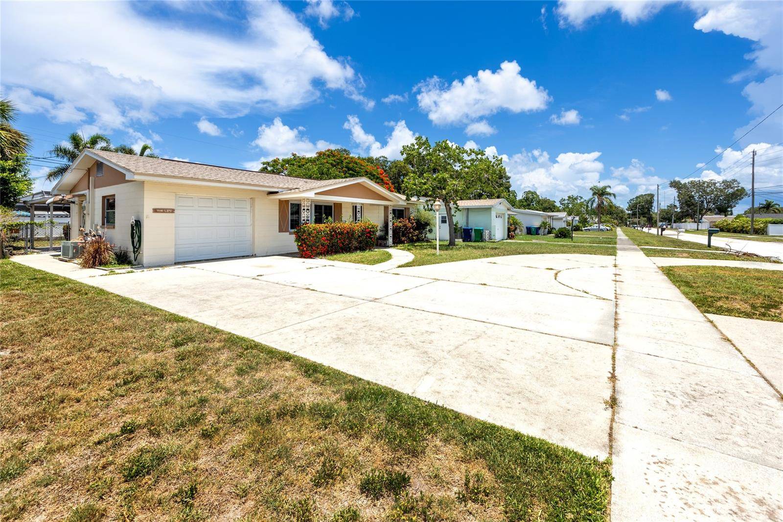 Seminole, FL 33772,10923 86TH AVE