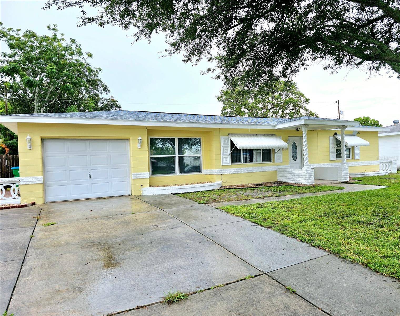 Kenneth City, FL 33709,4983 57TH ST N