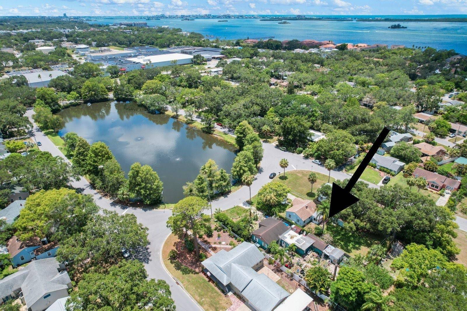 Dunedin, FL 34698,460 HIBISCUS LN N