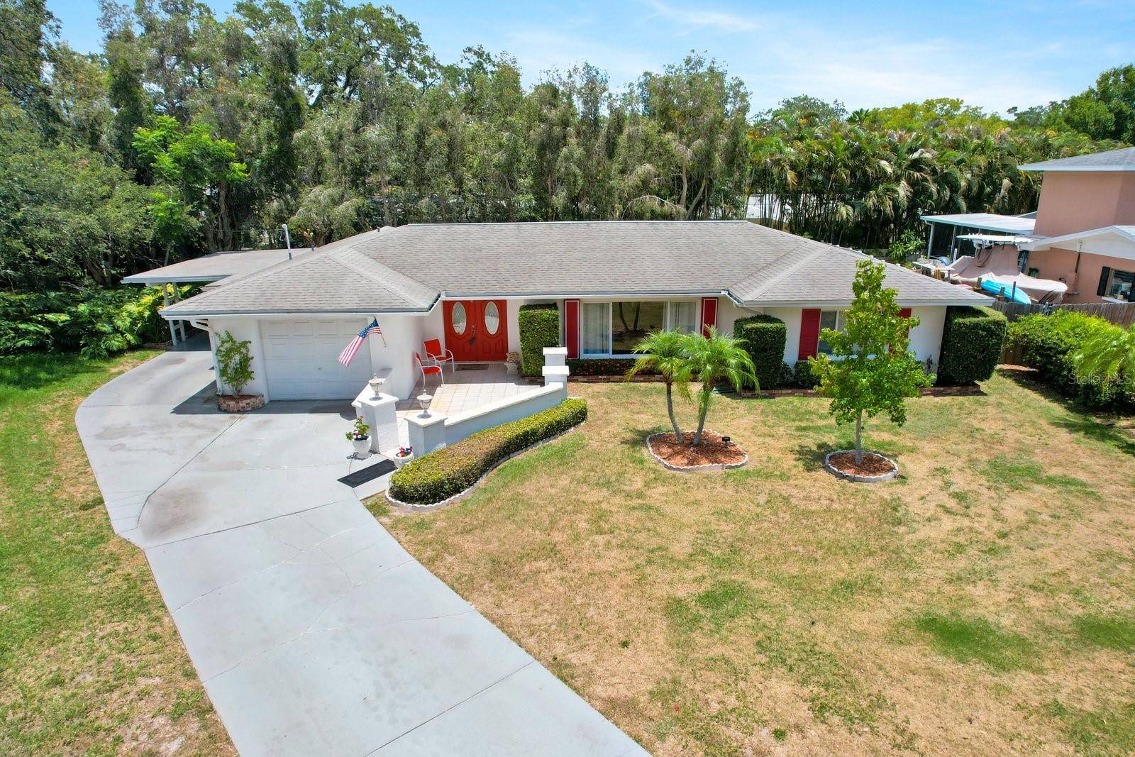 Belleair Bluffs, FL 33770,1909 PINETREE LN