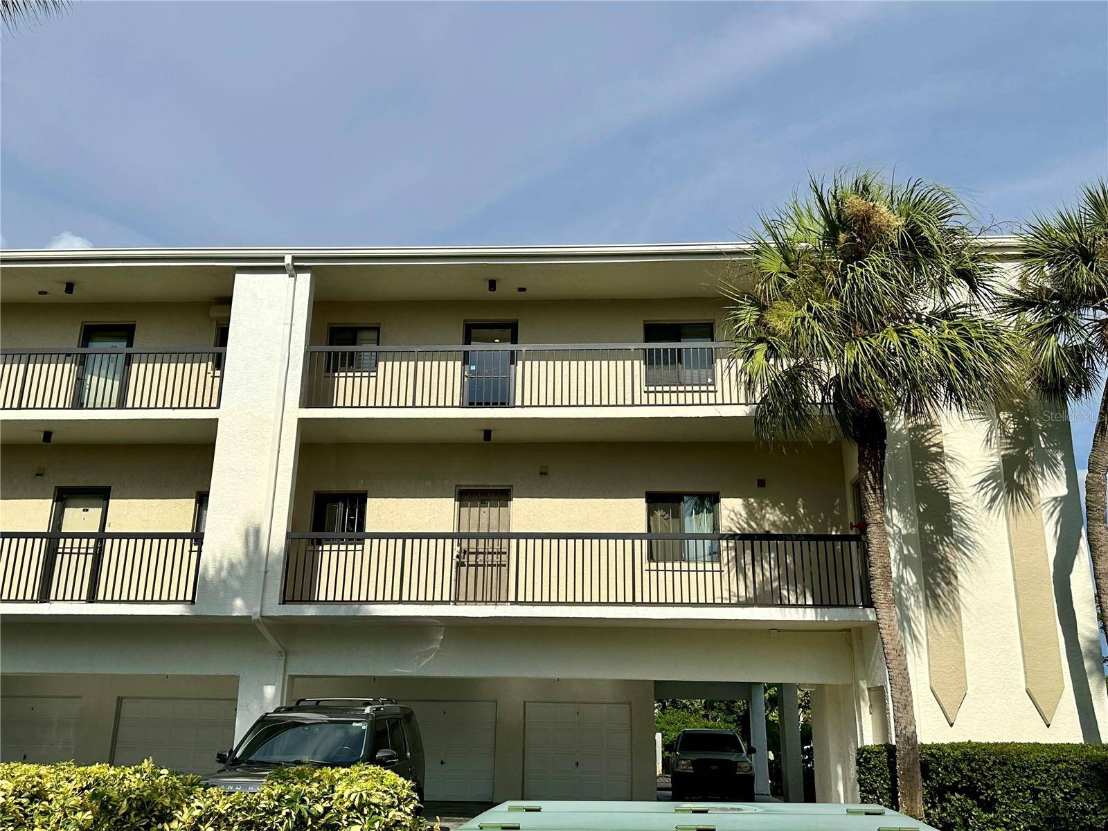 St Pete Beach, FL 33706,3111 PASS A GRILLE WAY #216