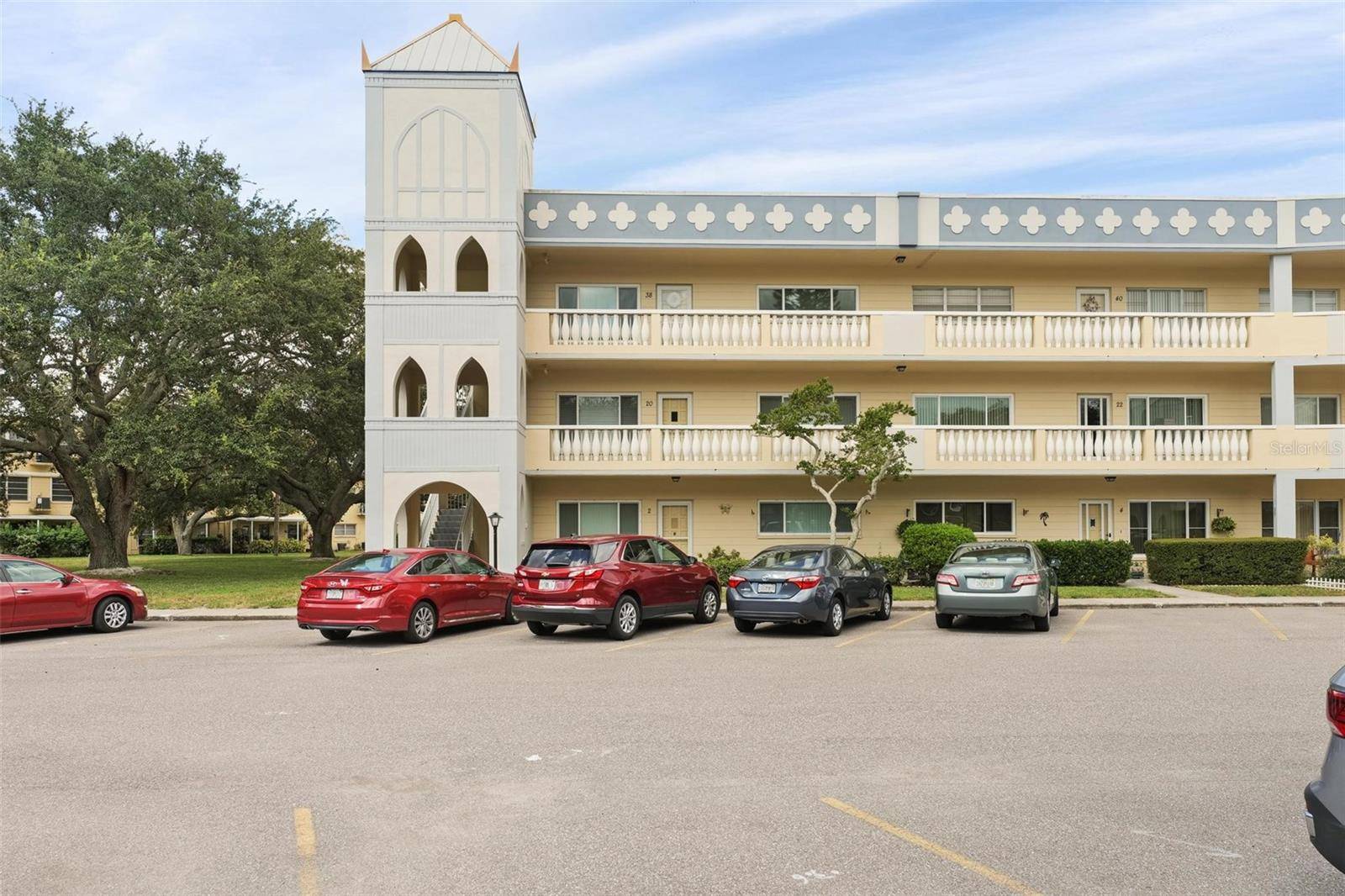 Clearwater, FL 33763,2222 AMERICUS BLVD N #20