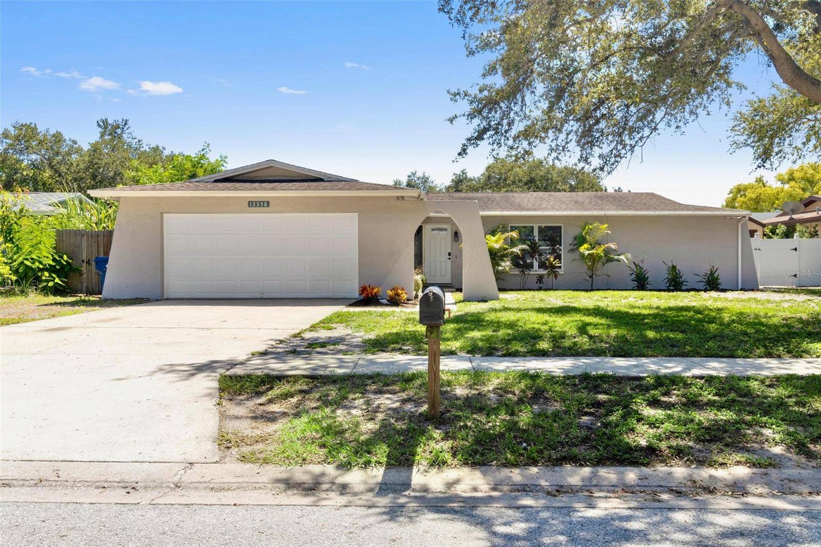 Seminole, FL 33776,13358 88TH PL