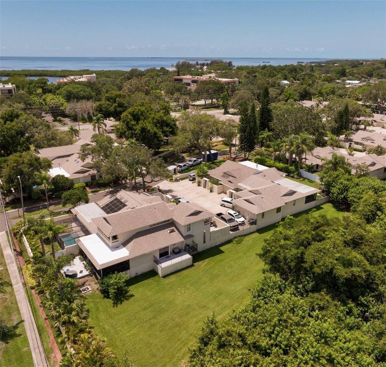 Tarpon Springs, FL 34689,123 COLONY SOUTH DR