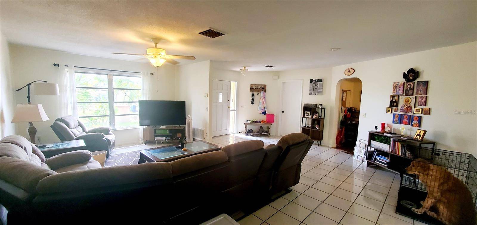 Tarpon Springs, FL 34689,1414 GULF RD